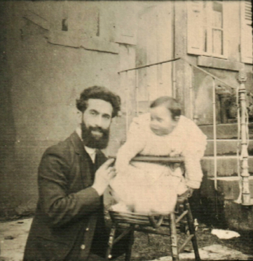 Henri, Henry-Louis Henri, Henry-Louis