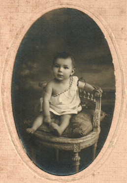 Naissance d'Hélène, l'autre sœur de Marguerite Naissance d'Hélène, l'autre sœur de Marguerite