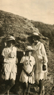 Hélène, Marguerite, Marie-Madeleine Hélène, Marguerite, Marie-Madeleine