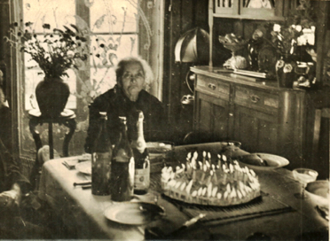 Maman Guiguite, à son 80e anniversaire Maman Guiguite, à son 80e anniversaire