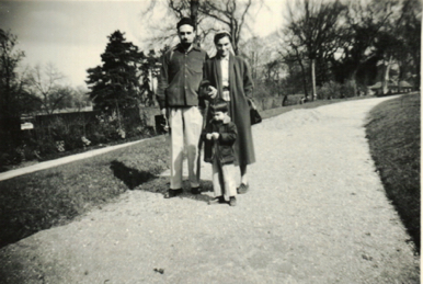 À Bagatelle À Bagatelle