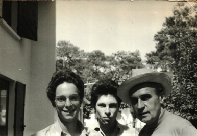 Séance photo parce qu'Henry-Louis vient de se raser juste pour essayer Séance photo parce qu'Henry-Louis vient de se raser juste pour essayer