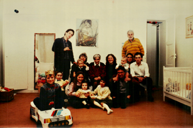 Les adultes : Marc, Brigitte, Marguerite, Odile, François, Marianne, Michel, Henry-Louis. Les enfants : Aristide, Jean, Ulysse, Charlotte, Camille, Julie, Tibor Les adultes : Marc, Brigitte, Marguerite, Odile, François, Marianne, Michel, Henry-Louis. Les enfants : Aristide, Jean, Ulysse, Charlotte, Camille, Julie, Tibor